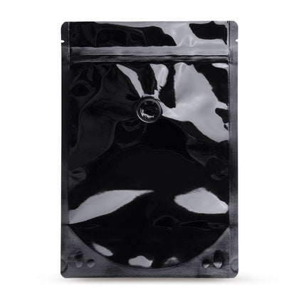 Doypack negro con válvula de protección de aroma — vista principal de la bolsa con válvula de aroma, protección de aroma del fabricante Elke Plastic